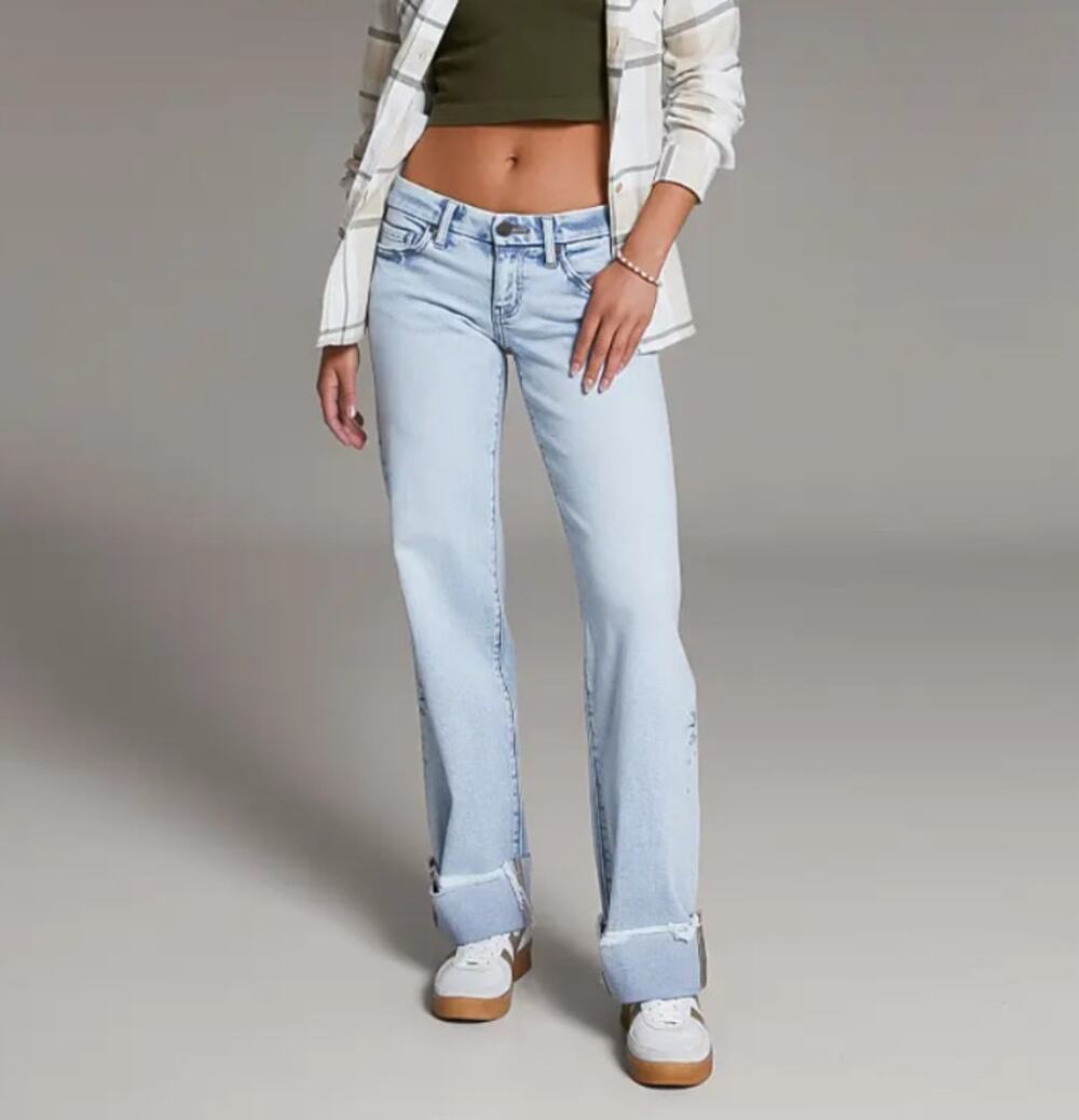 BKE Stella 30x30 Slim Fit Low Rise Wide Leg Cuffed Light Blue Jeans AXB165S